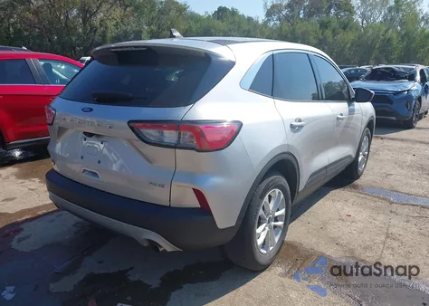 2020 Ford Escape Se z USA, uszkodzony, nr VIN 1FMCU9G63LUC72356